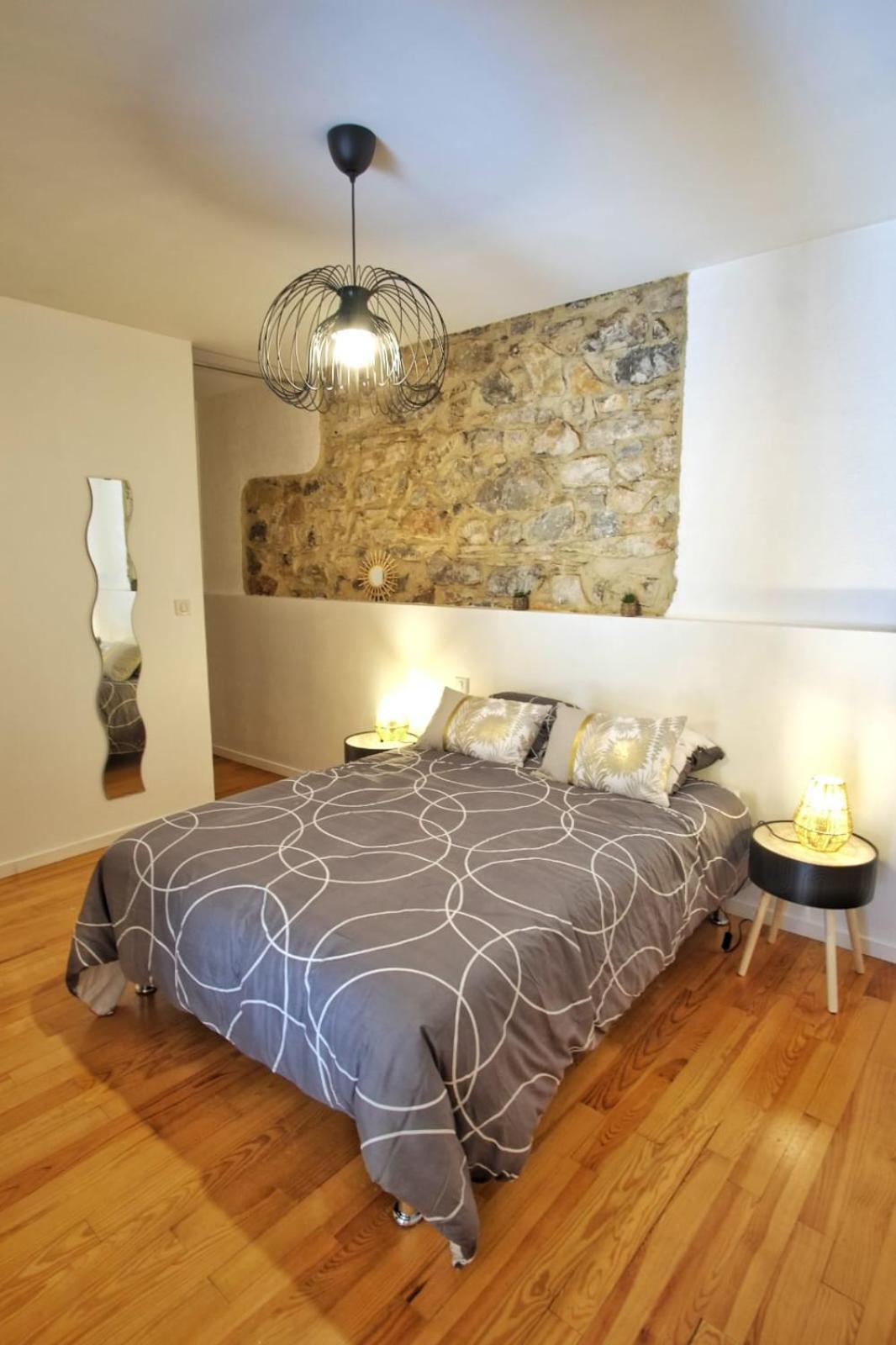 Loft De Caractere Centre-ville Apartment *